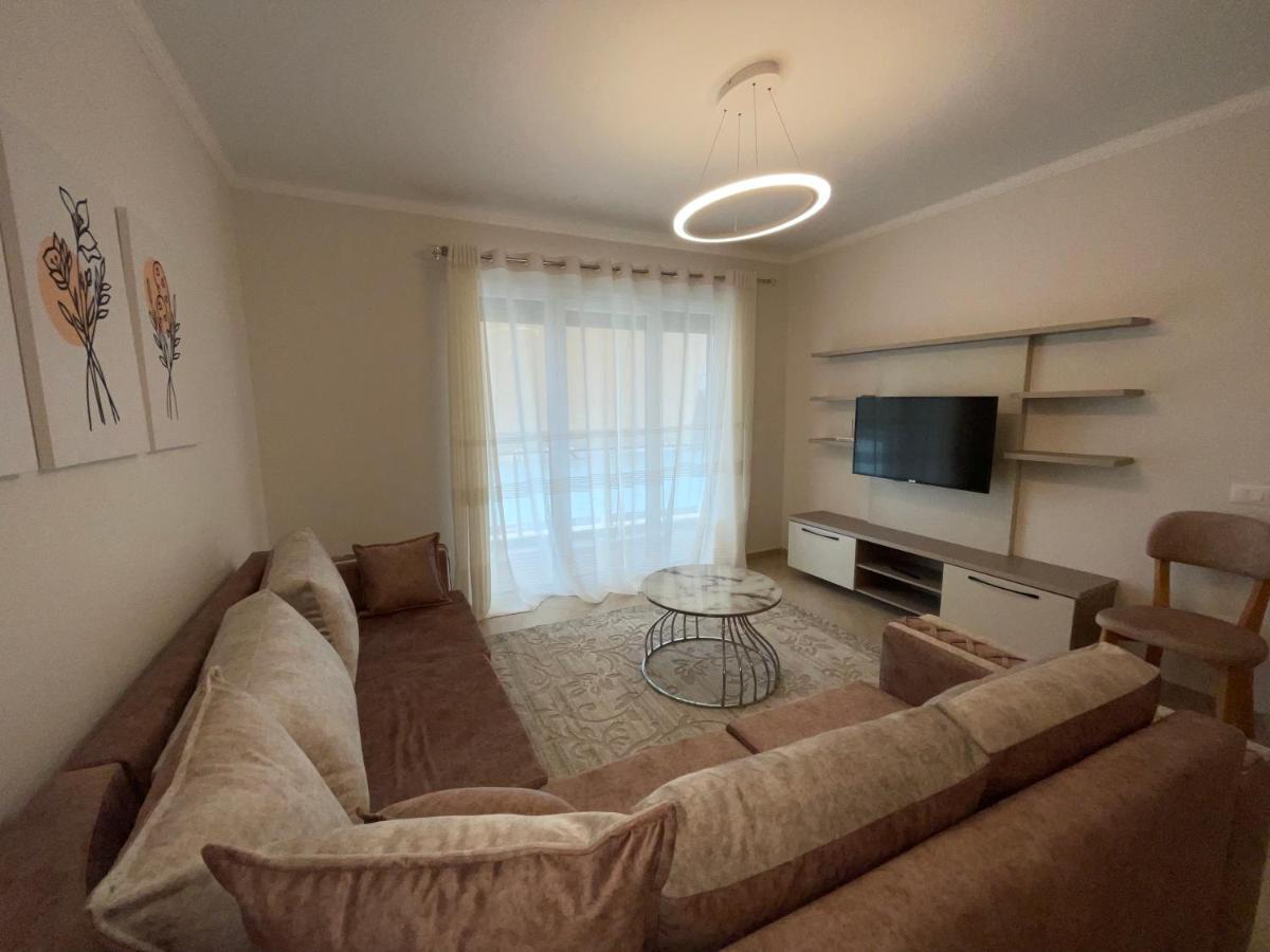 Peak Apartment Modern Durres City Centre #2 Екстериор снимка