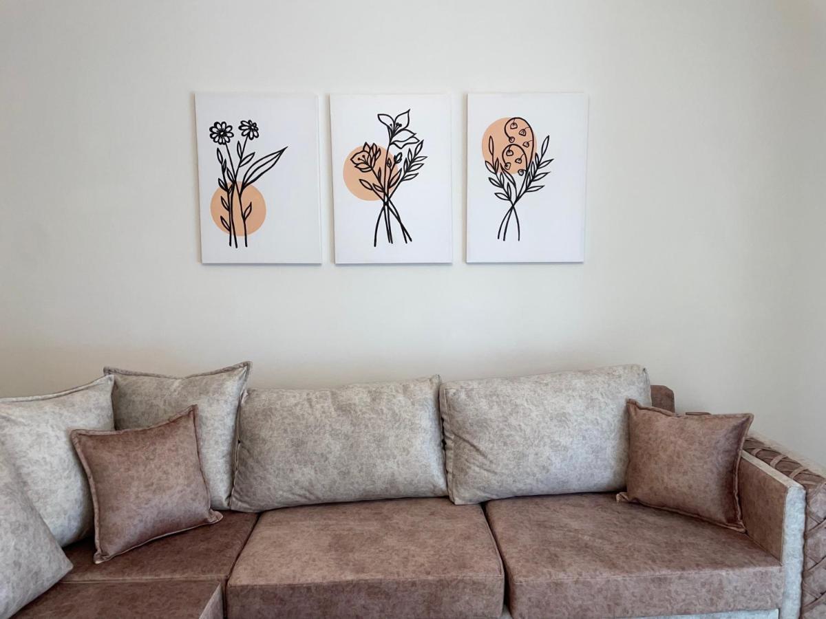 Peak Apartment Modern Durres City Centre #2 Екстериор снимка