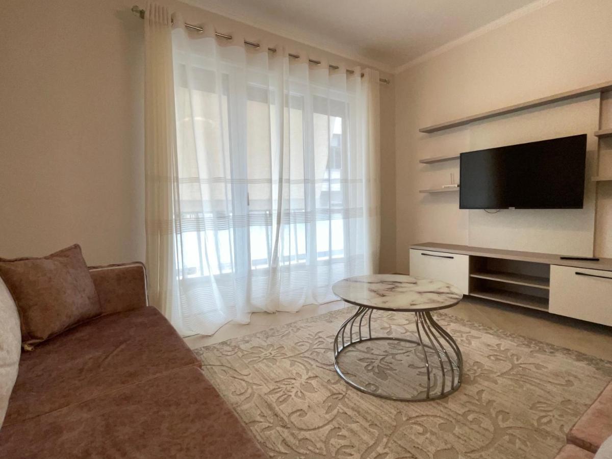 Peak Apartment Modern Durres City Centre #2 Екстериор снимка